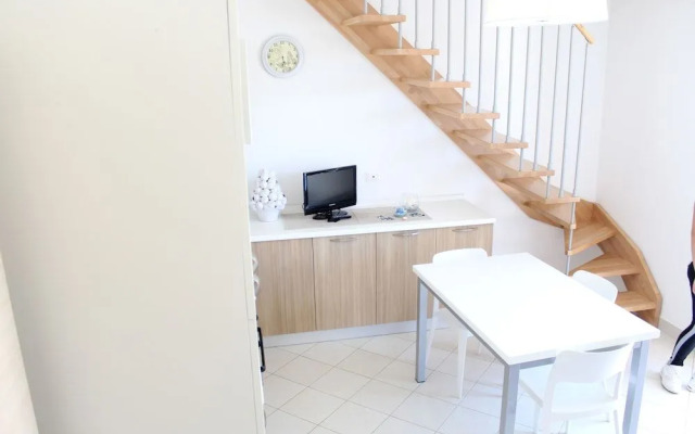 Poseidon Swim & Restaurant Aparthotel