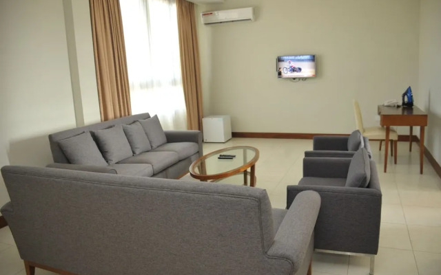 Ngalawa Place