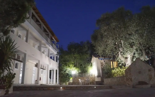 Zante Apartments Studios