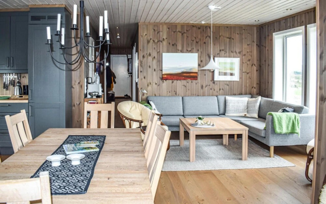 Nice Apartment in Gol With Wifi and 3 Bedrooms