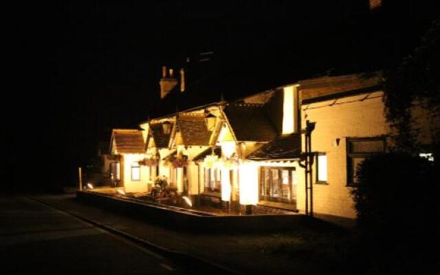 The May Garland Inn