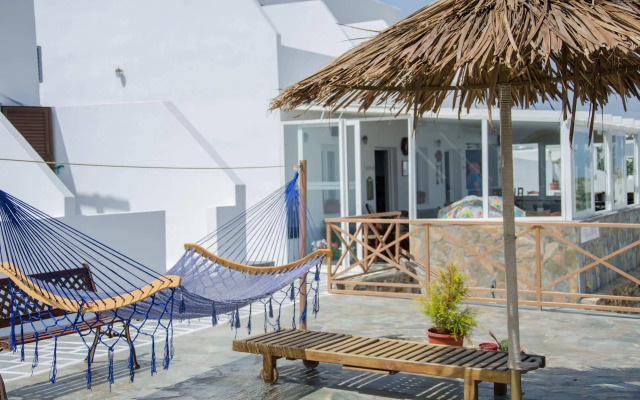 George & Irene Hotel