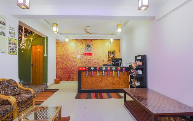 OYO 15449 Hotel Padma