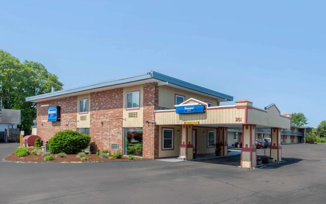 Econo Lodge Mystic