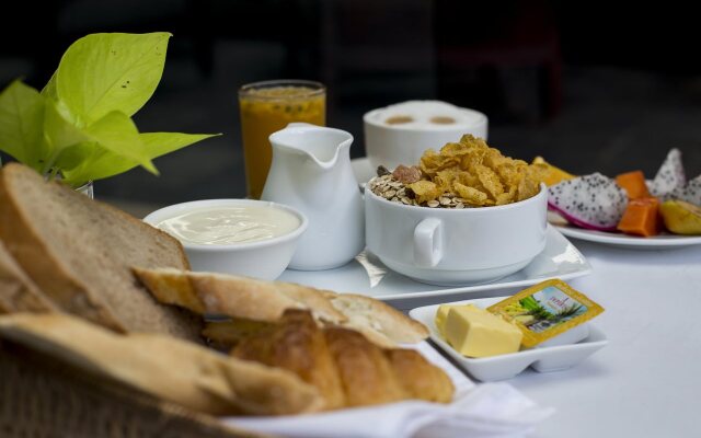 Solitaire Damnak Villa Hotel