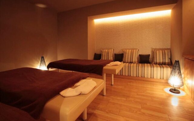 SUICHOKAN - Caters to women