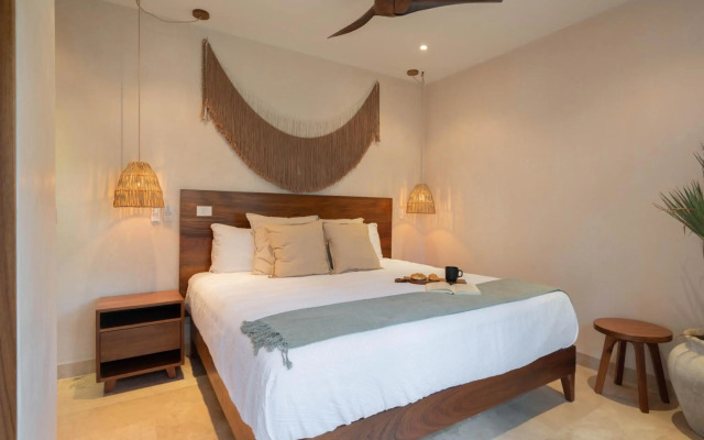 Exclusive 2BR Penthouse & Rooftop Pool, Aldea Zama