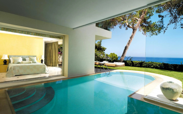 Out Of The Blue All Inclusive Resort & Spa