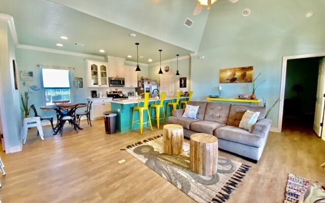 Sea Biscuits & Gravy - 3 Br Home