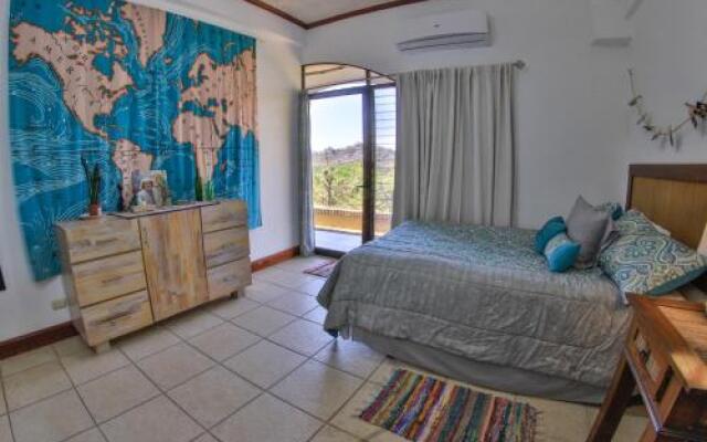 Ocean View - Fully Furnished Studio Perfect for Couple