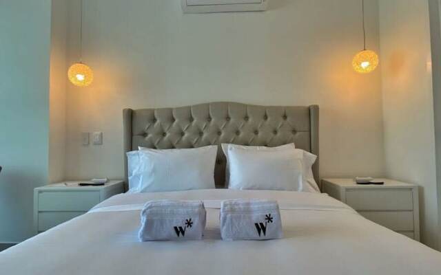 w Incredible 2BR w Unique View n AC