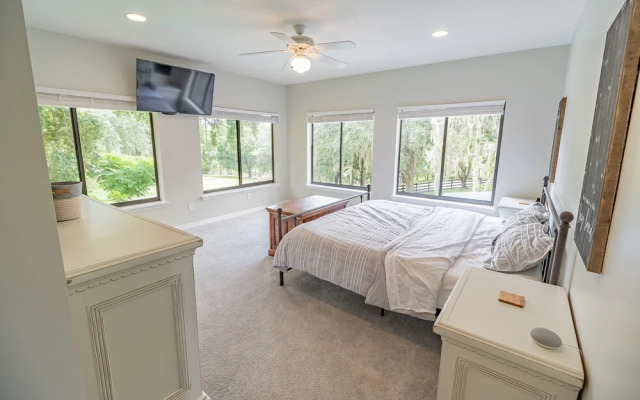 Spacious Country Estate