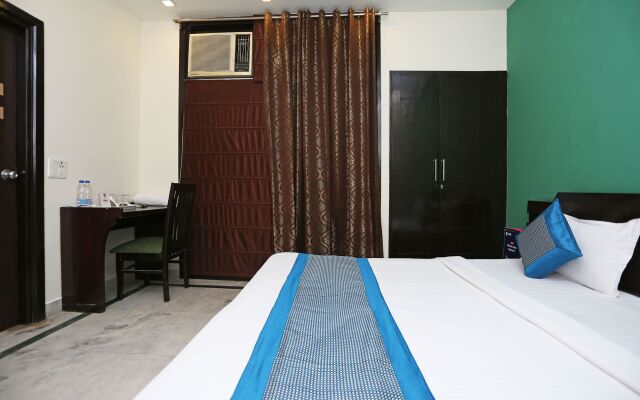 OYO 9720 Home Stay Virat Residency