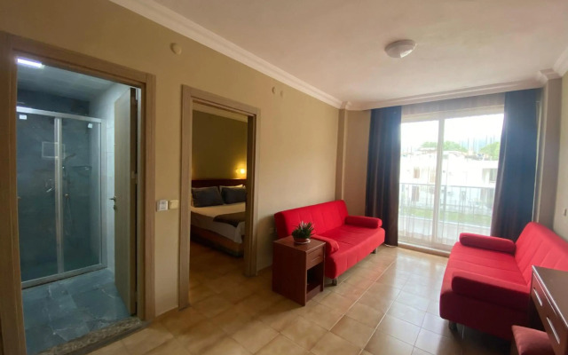 Selen Hotel Icmeler