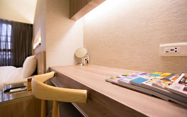 Traveller-Inn Zhongzheng Library