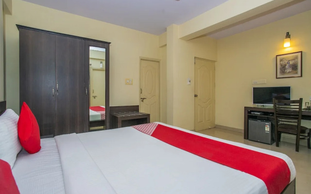 OYO 18923 Mel's Regency