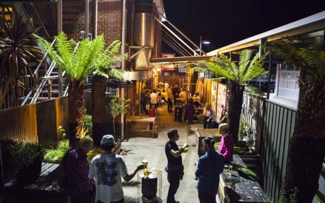The Waratah Hotel