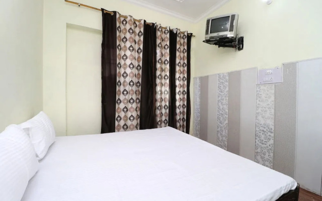 Spot on 41126 Shri Krishankripa Guest House