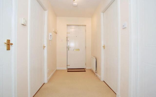Fonthill Apartment