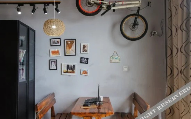 Snail Hostel