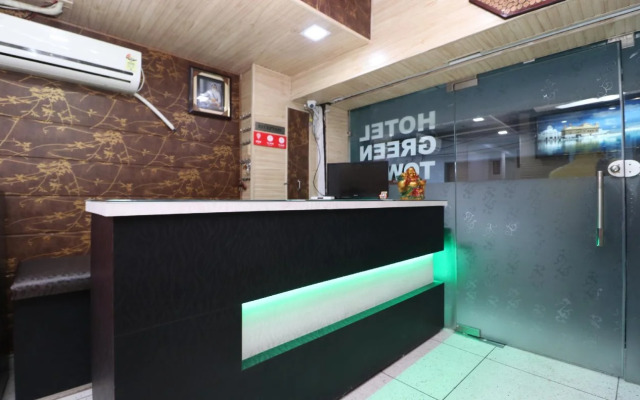 OYO Flagship 70228 Hotel Green Tower