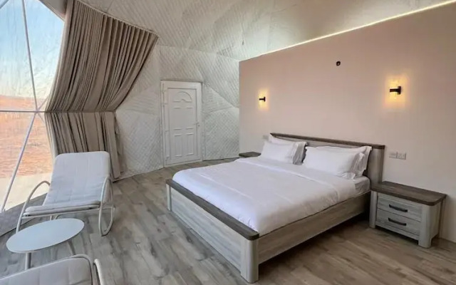Modern desert gate resort