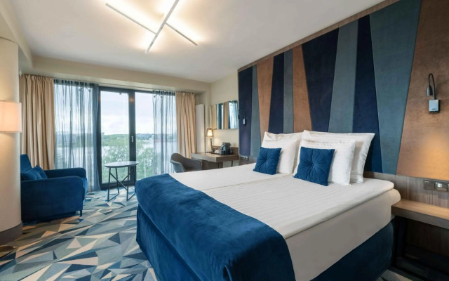 Отель Wellton Riverside Spa 