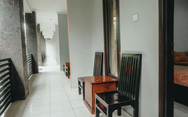 Hotel Diana 2