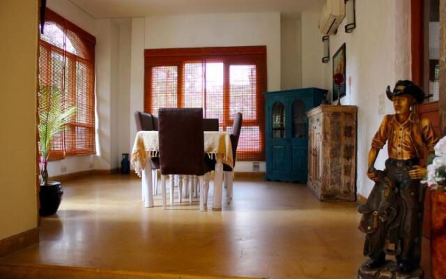 Vintage Villa