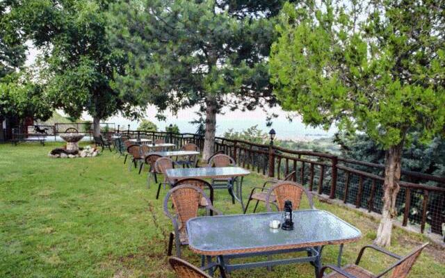Guesthouse Niaousta