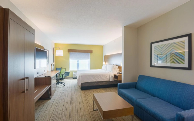 Holiday Inn Express Gulfport Beach by IHG