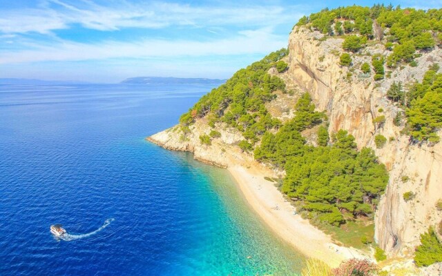 Awsome 2 Bedroom Apartment in Makarska