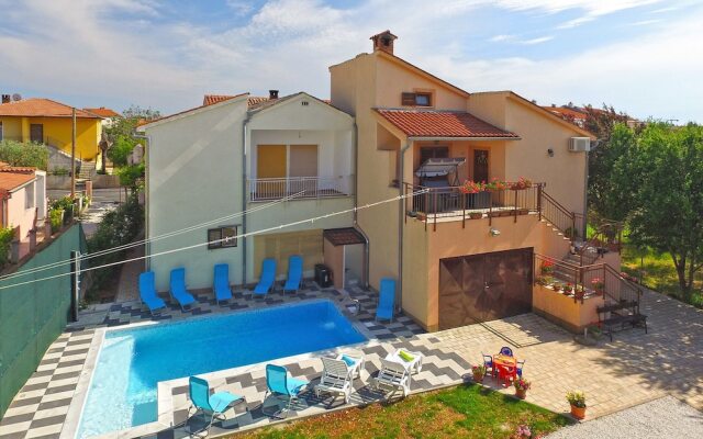 Apartment 623