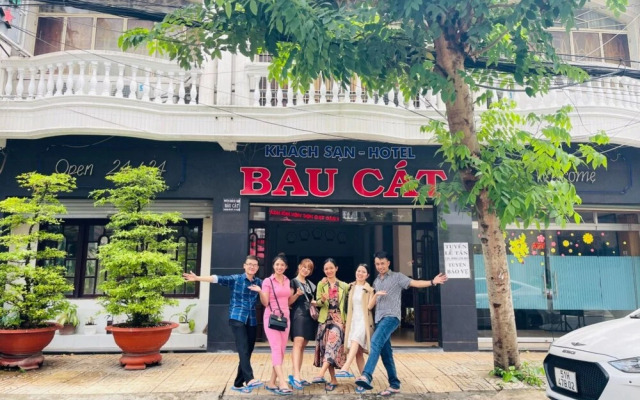 Bau Cat Hotel