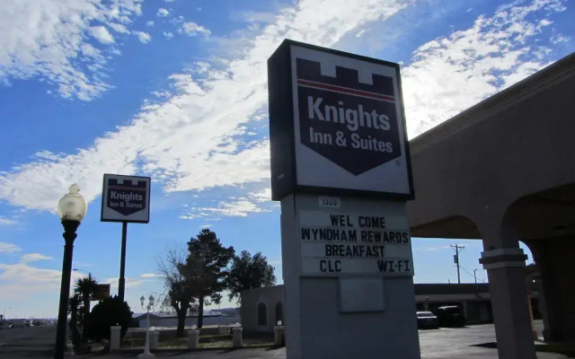 Knights Inn - Van Horn, TX