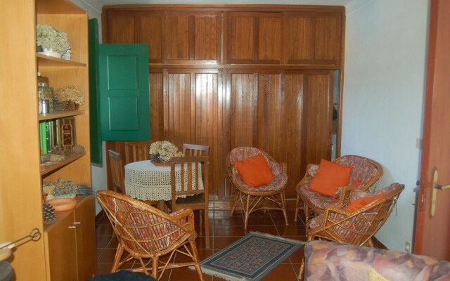 House with 4 Bedrooms in Vila Fernando, with Wonderful Mountain View, Private Pool, Furnished Garden - 10 Km From the Beach