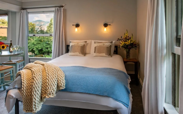 Inn at the Gorge