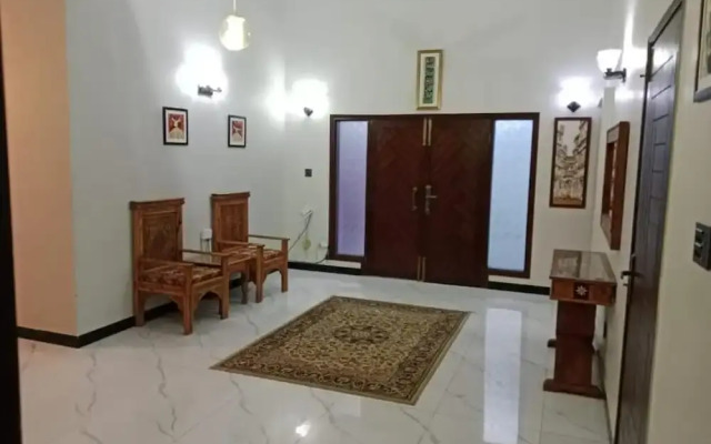 Varano Guest House