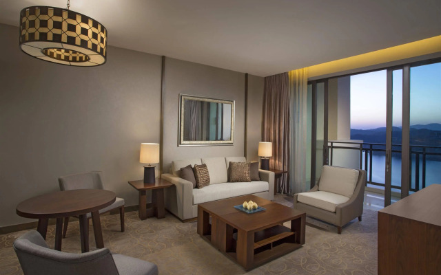 Sheraton Bailuhu Resort, Huizhou
