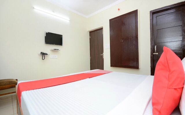 Hotel Tourist by OYO Rooms