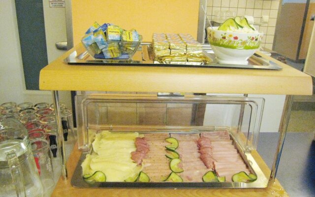 Westend City Hostel GmbH