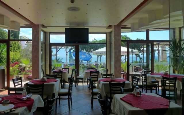 Petrov Family Hotel
