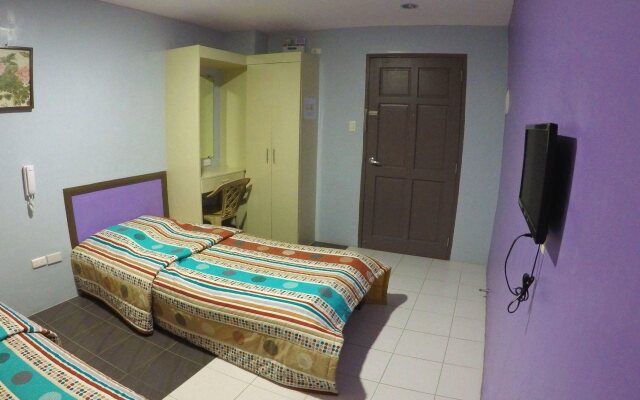 Bridge Way Hotel