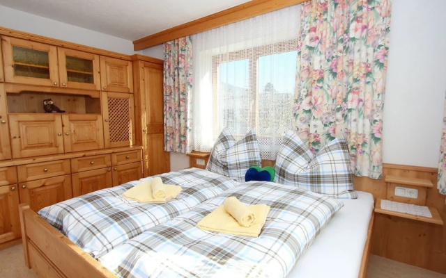 Sunny Apartment In Bramberg Am Wildkogel With Mountain View