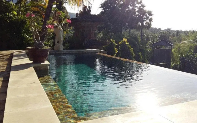 Bayu Cottages