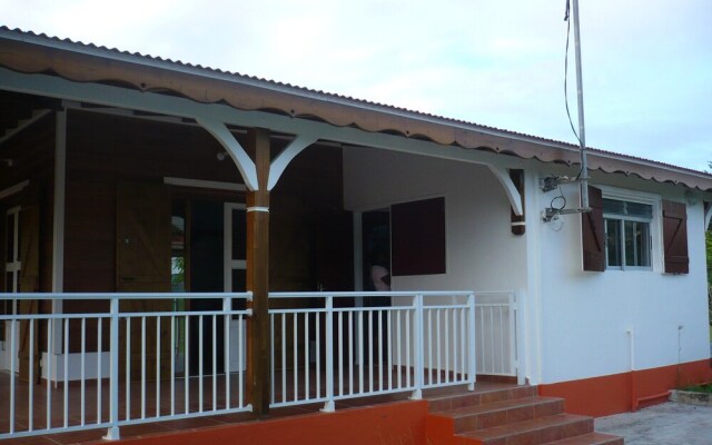 House With 3 Bedrooms in Anse-bertrand, With Enclosed Garden and Wifi