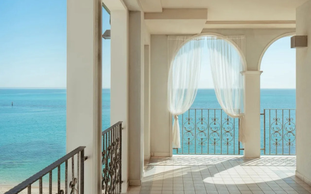Life Hotel Seaview & Spa