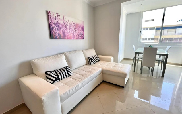 Boavista - Near the beach - by HD