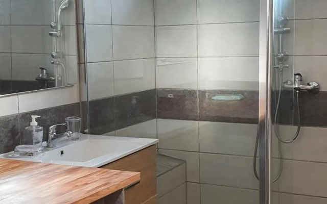 Meublé chez Gilbert