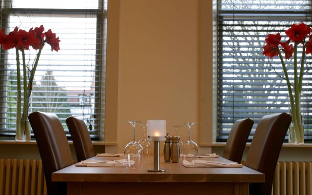 Nether Abbey Hotel